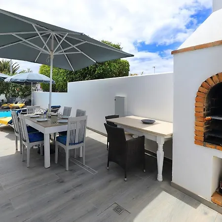Villa Luxury Puerto Del Carmen Villa 5 Bedrooms Villa Kalina Pool Table Newly Refurbished