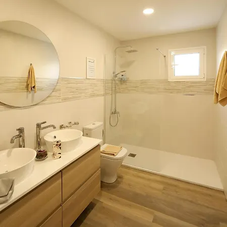Luxury Puerto Del Carmen Villa 5 Bedrooms Villa Kalina Pool Table Newly Refurbished 빌라 *